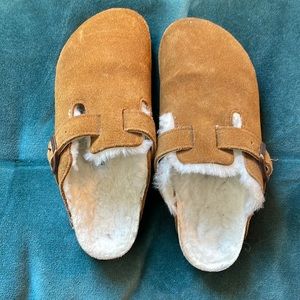Birkenstock fur lined clogs